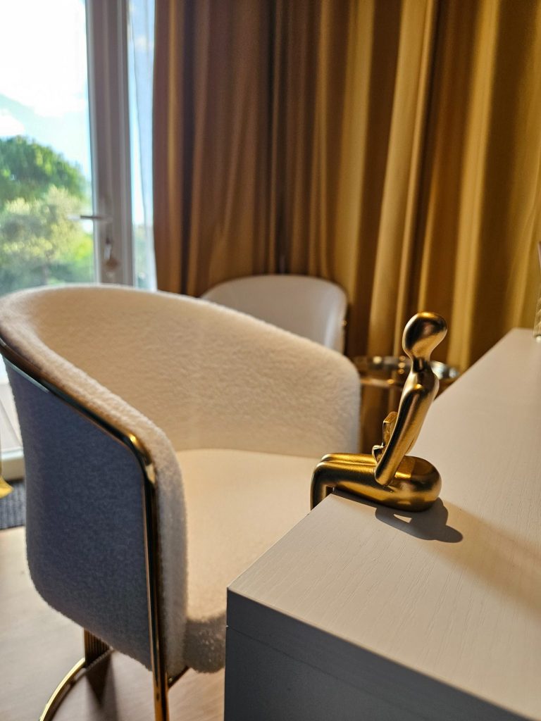 Silféa, Silfea, Cilphea, Cilfea, studio privé